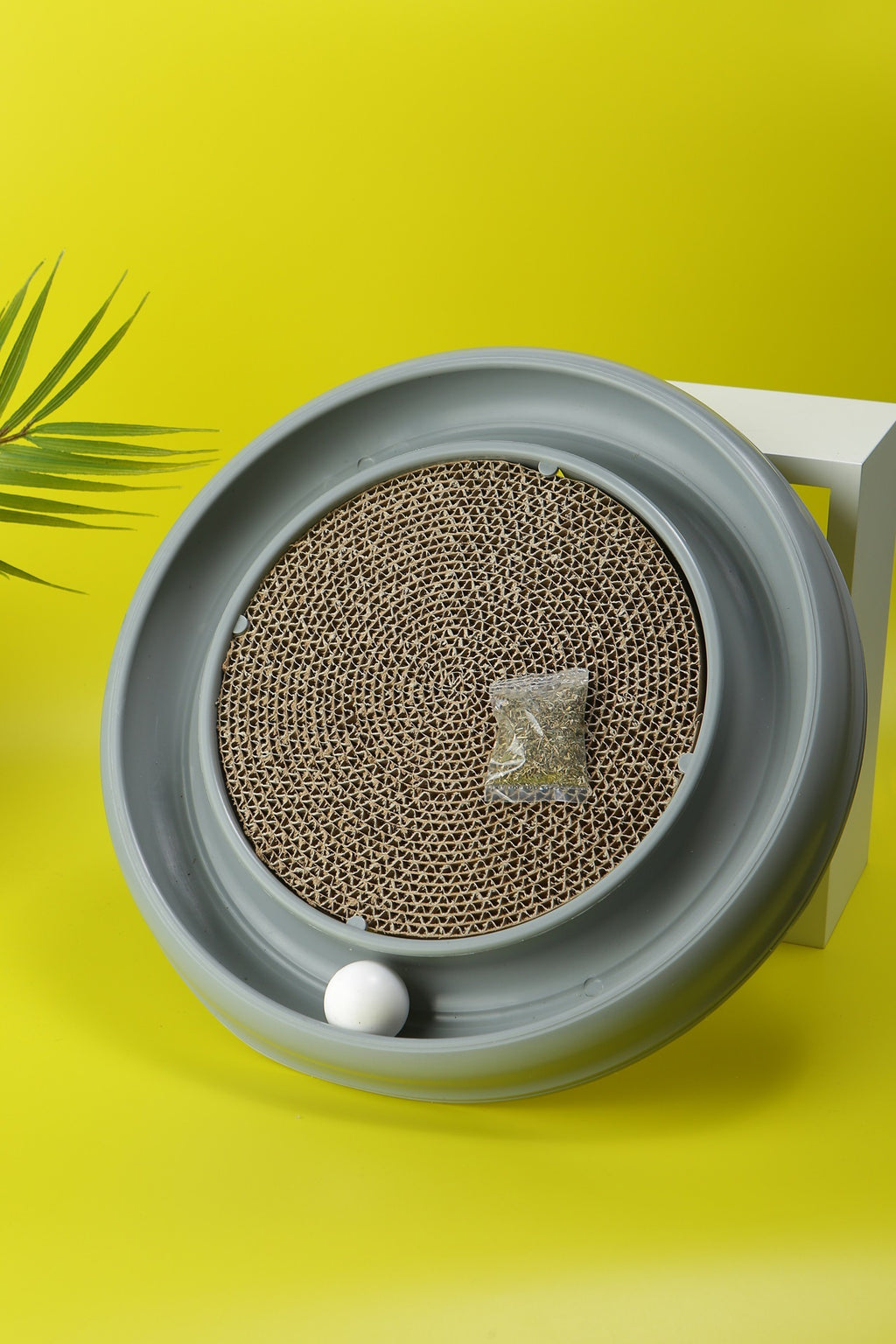 Interactive Cat Scratcher Bowl with Rolling Ball Toy - Circular Scratching Pad & Play Station