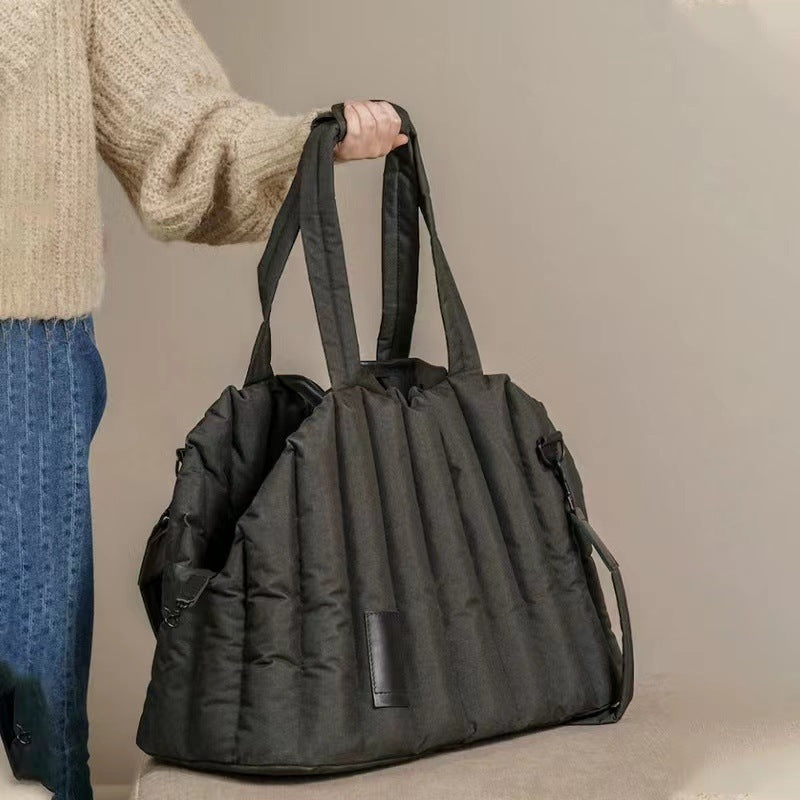 Padded Couch-Style Pet Carrier Bag - Ultra-Soft Quilted Design for Cats