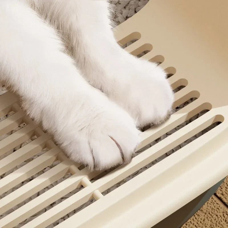 Semi-Enclosed Cat Litter Box with Removable Sifting Tray - Anti-Splash Design for Small Cats & Kittens