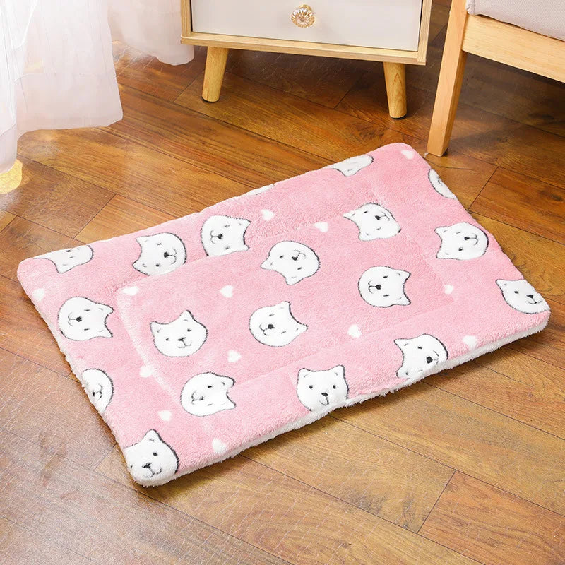 Thickened Flannel Cat Bed Mat - Soft Warm Sleeping Blanket for Cats & Kittens