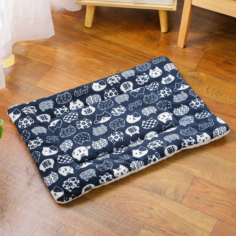 Thickened Flannel Cat Bed Mat - Soft Warm Sleeping Blanket for Cats & Kittens