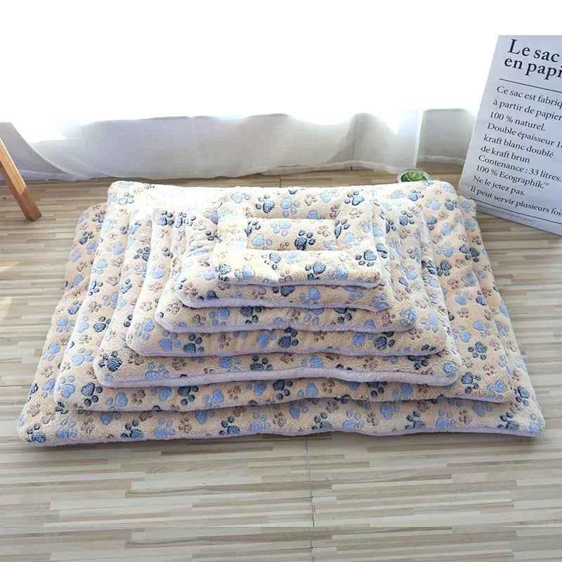 Thickened Flannel Cat Bed Mat - Soft Warm Sleeping Blanket for Cats & Kittens