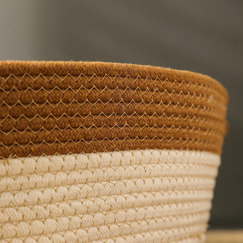 Handwoven Rattan Cat Bed - Natural Eco-Friendly Pet Basket with Removable Washable Cushion & Scratch-Resistant Base