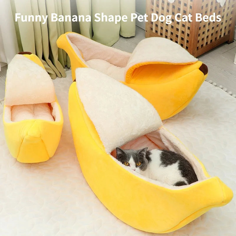 Banana-Shaped Cat Bed - Cosy Plush Pet House with Thick Cushioning for Cats & Small Dogs