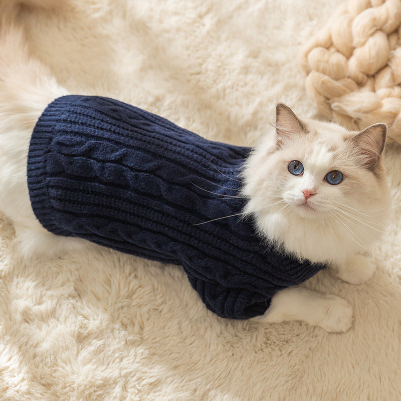 Warm Knit Cat Sweater – Lightweight & Comfortable for Cool Days