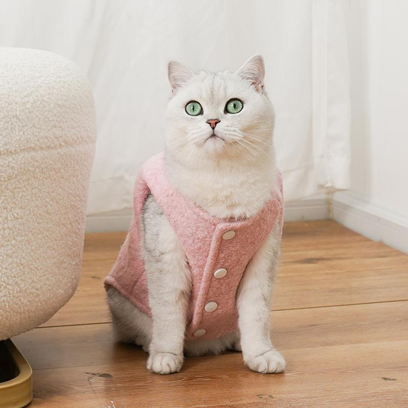 Plush Fleece-Lined Cat Vest - Anti-Static Warmth with Button-Front Design